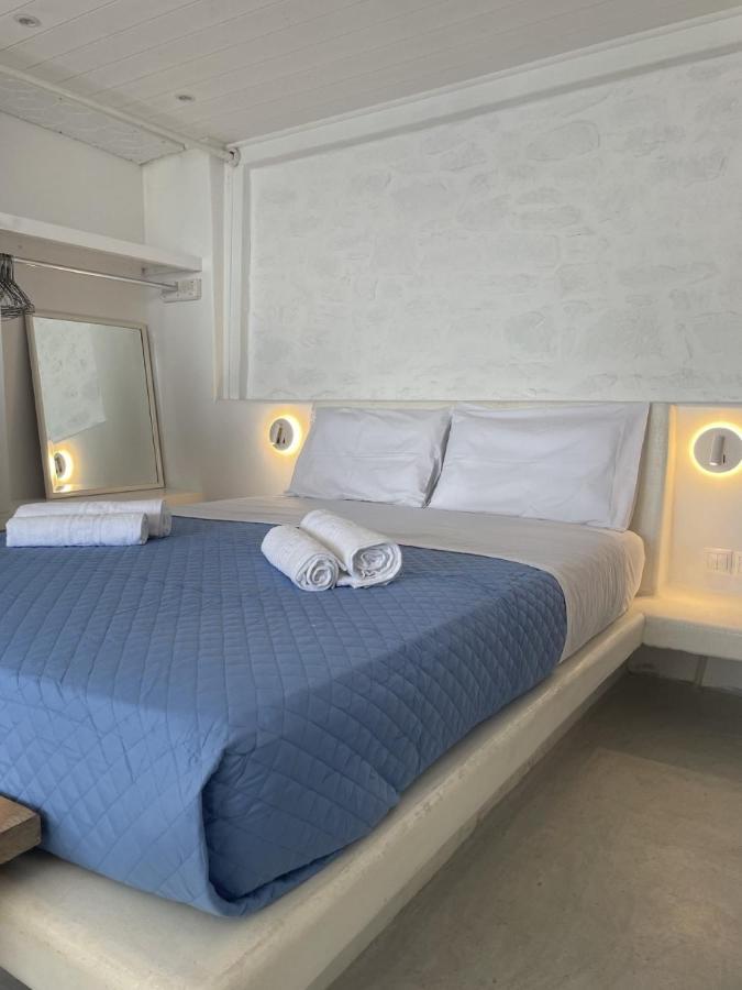 Lillies Mykonos Sea View Studios Tourlos Exterior foto