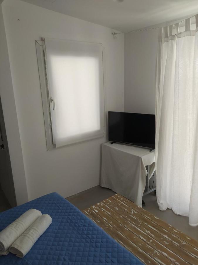 Lillies Mykonos Sea View Studios Tourlos Exterior foto